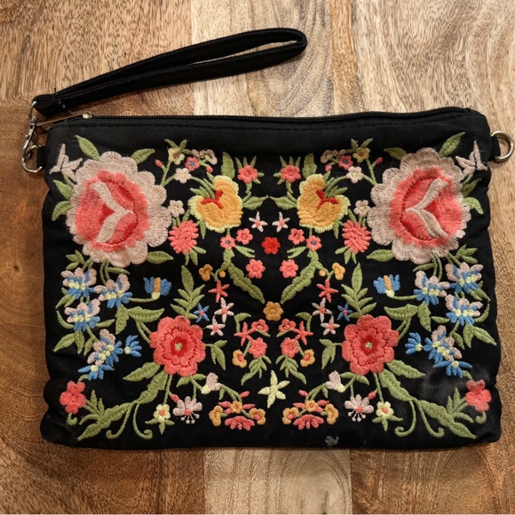 Handbags - Floral Embroidered Clutch Bag